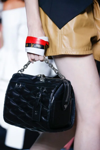 Look 105